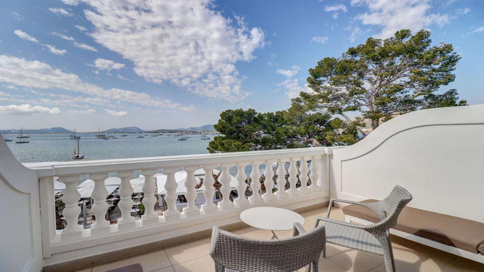 Hotel Illa D'Or & Club Apts 4* Sup Port de Pollenca Bagian luar foto