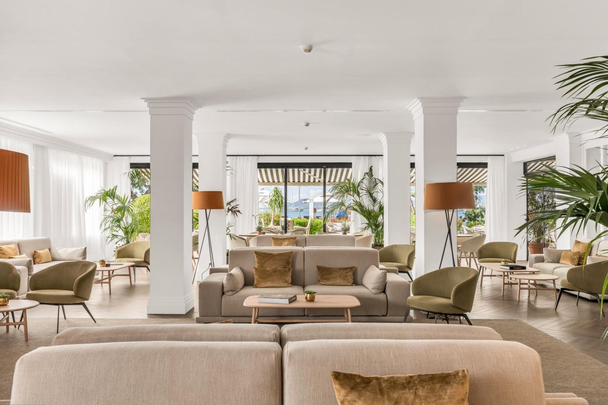Hotel Illa D'Or & Club Apts 4* Sup Port de Pollenca Bagian luar foto
