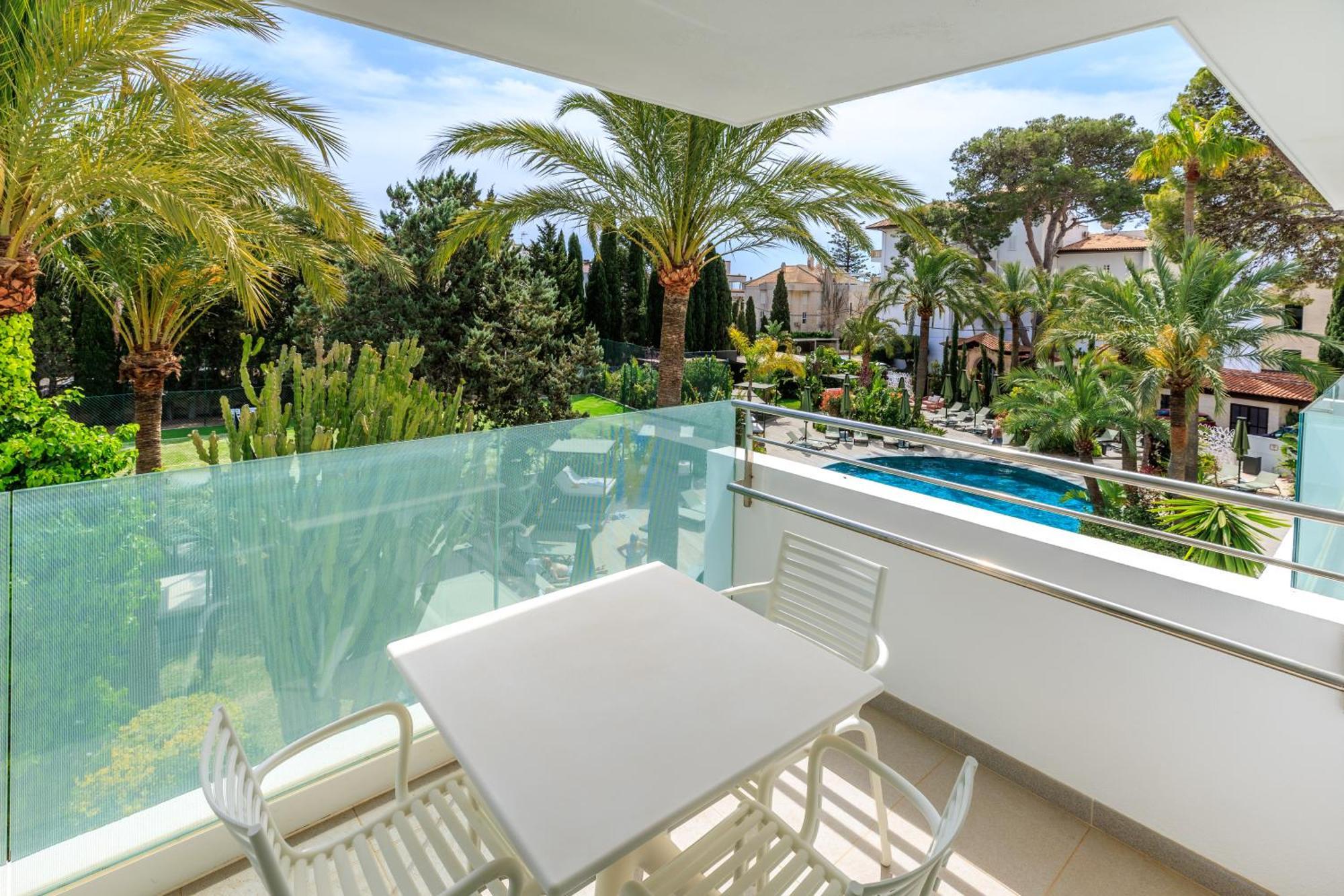 Hotel Illa D'Or & Club Apts 4* Sup Port de Pollenca Bagian luar foto