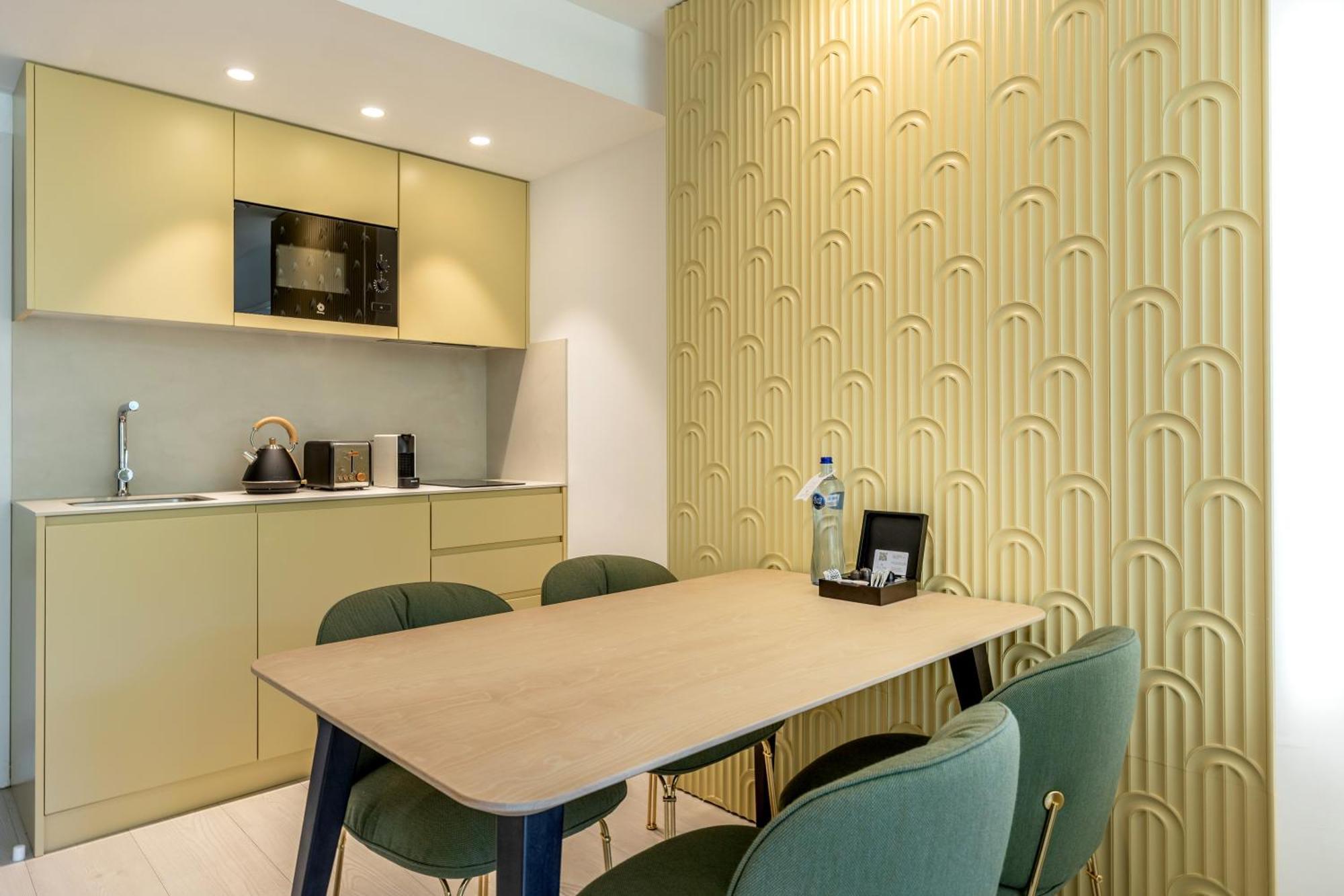 Hotel Illa D'Or & Club Apts 4* Sup Port de Pollenca Bagian luar foto